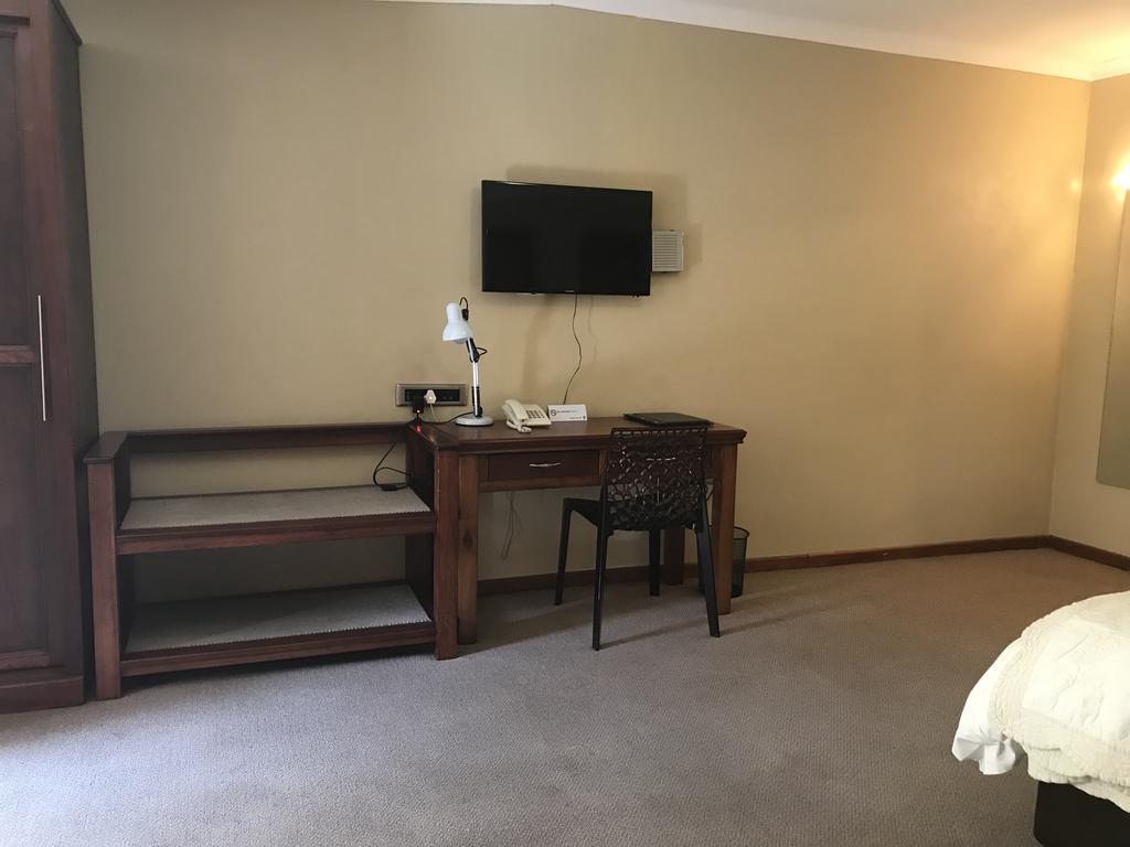 The Elegant Lodge Menlo Park Претория Экстерьер фото